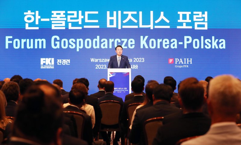 폴란드 기업인 만난 尹 "우크라 전후 복구에 韓과 함께 하자"