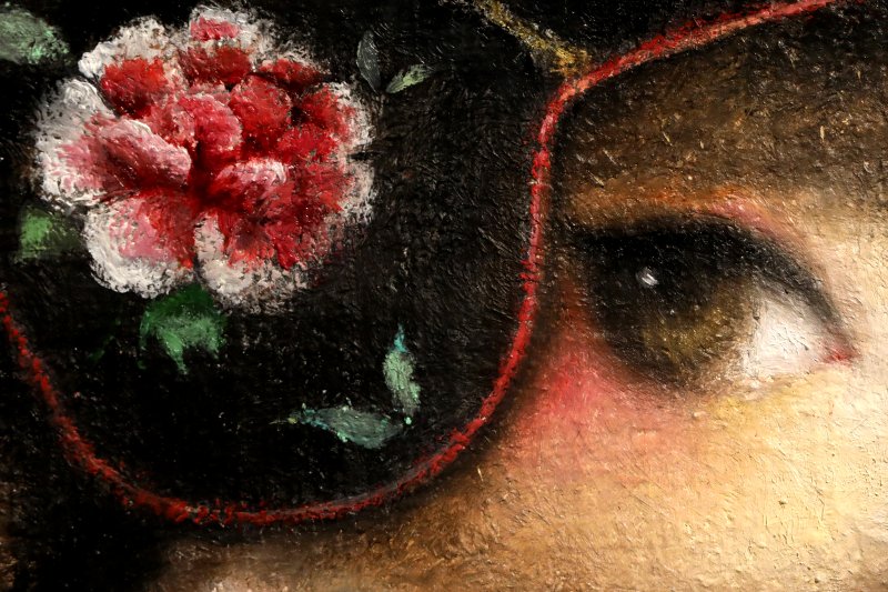 [서울=뉴시스] 박진희 기자 = ‘아트픽(Art Pick) 30’ 참여 작가 권한나 작품부분 확대. 똘망똘망한 눈망울과 함께 머리 위에 음식을 얹은 작가의 분신, '나나'. 사랑스러움과 함께 무장해제 되고 무한한 공감을 전하는 나나에 푹빠지게 한다. 인형 그림이지만 그 이상의 느낌을 전달하는 묘한 마력이 있다. 나나에 오롯이 쏠린 작가의 솔직한 감정 덕분이다. 나나는 작가가 성장해가는 과정을 담으며 때와 장소에 따라 다양하게 변주된다. "‘나나'는 제 분신입니다." 2023.07.15. pak7130@newsis.com