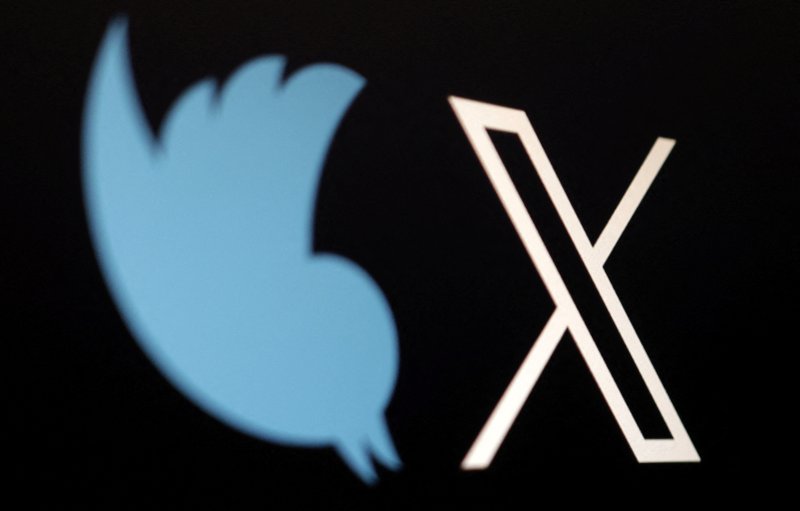 일론 머스크가 24일(현지시간) 마침내 트위터의 파랑새 로고를 없애고 이를 알파벳 X 문양으로 대체했다. 머스크는 '트윗'도 앞으로는 'x'로 부르게 된다고 밝혔다. 로이터뉴스1