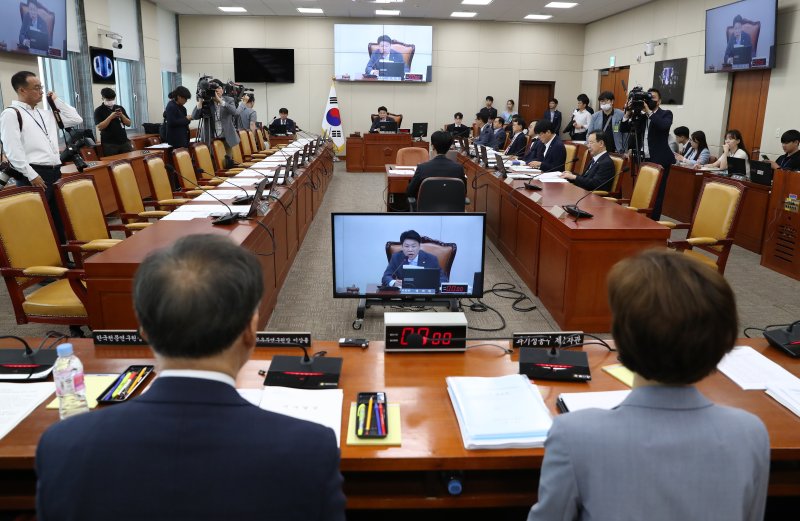 민주 "장제원, 무의미한 쇼 반복…우주항공청 문제 손 떼야"