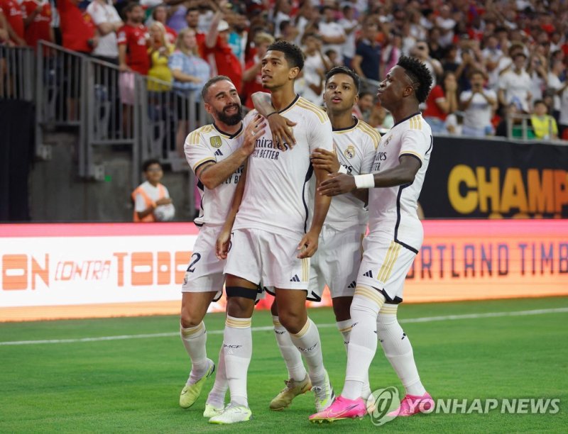 음바페와 PSG는 끝났다 … 보너스까지 바치는 '굴욕' PSG, 남은 방법은 레알에 파는 것 뿐!