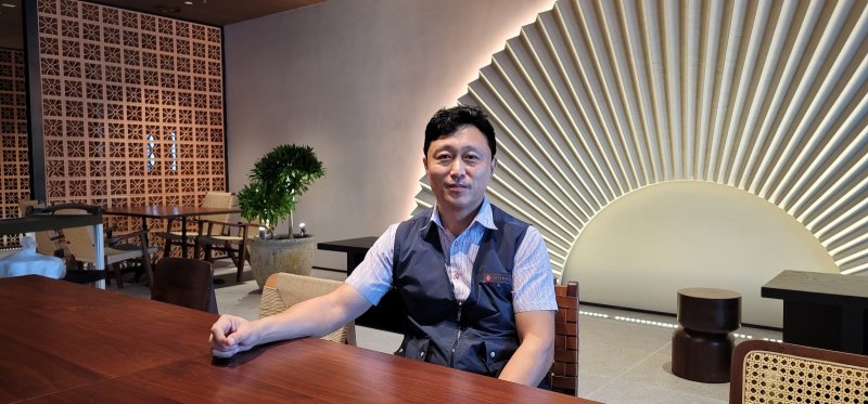 이승환 롯데몰 웨스트레이크 하노이 건설현장 소장이 뉴스1과 인터뷰를 진행하고 있다. 2023. 7. 20.뉴스1 ⓒ News1 황보준엽 기자