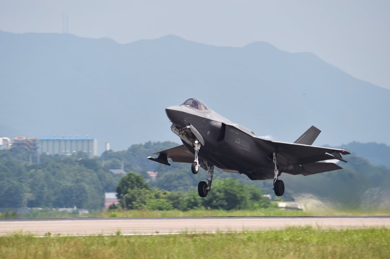 한미 연합공중훈련 '쌍매훈련' 실시…한국 F-35A 첫 참가