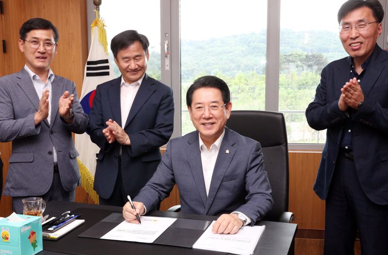 '전남도 동부청사시대 본격 시작'...김영록 지사, '광양국가산단 투자지원 계획' 제1호 결재