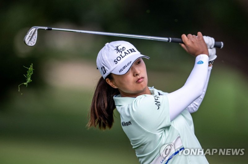 김아림, LPGA투어 에비앙 챔피언십 3라운드 7위 선전…고진영은 랭킹 1위 수성 적신호