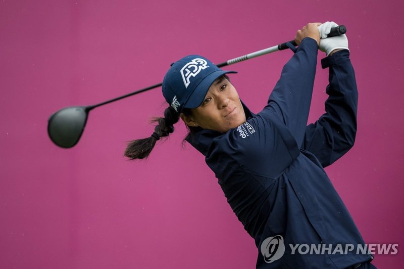 김아림, LPGA투어 에비앙 챔피언십 3라운드 7위 선전…고진영은 랭킹 1위 수성 적신호