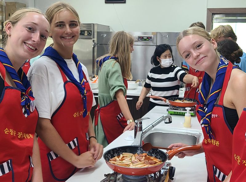 전세계 4만여명 참가 새만금 잼버리...평창때보다 14배 많아