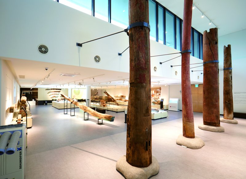 [서울=뉴시스]전통건축부재보존센터 상설전시관 A존, B존 전경 (사진=문화재청 제공) 2023.08.01. photo@newsis.com