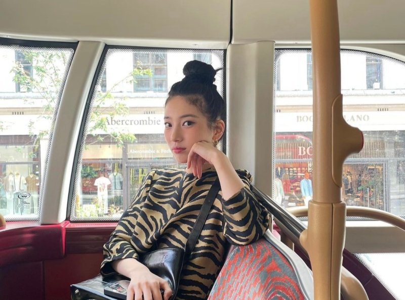 [서울=뉴시스] 수지. (사진=수지 인스타그램 캡처) 2023.08.01. photo@newsis.com *재판매 및 DB 금지