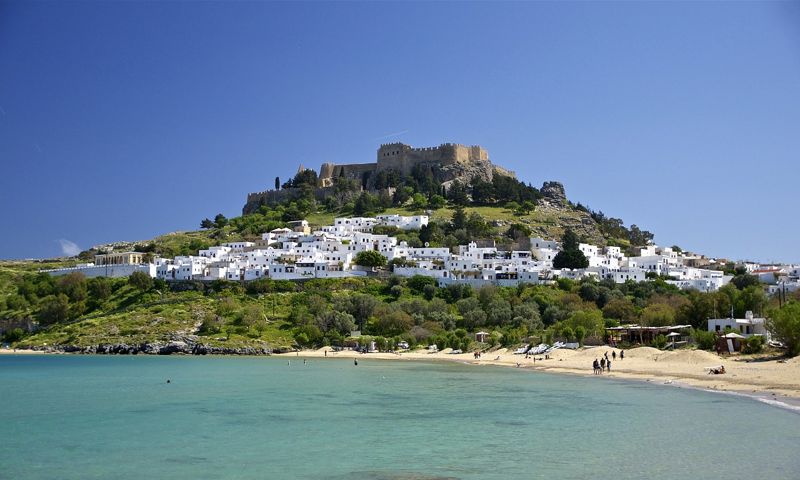 산불로 휴가 망친 2만여 관광객들에 그리스가 약속한 ‘통큰 보상’