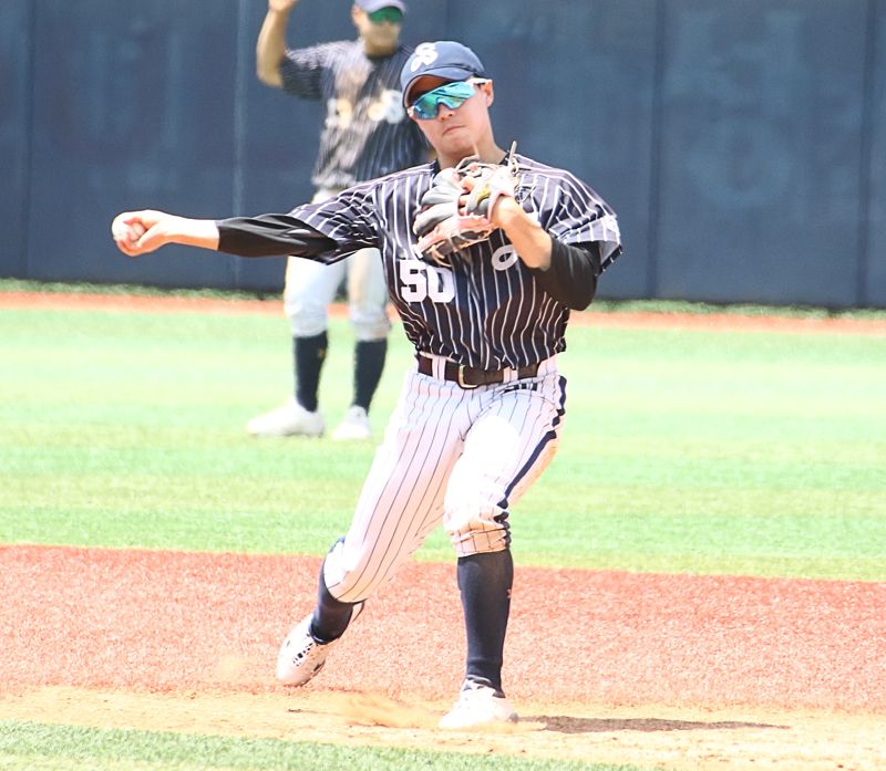 황금사자기‧청룡기 급부상…‘청대 유격수’ 여동건이 판을 뒤흔든다 [FN 아마야구]