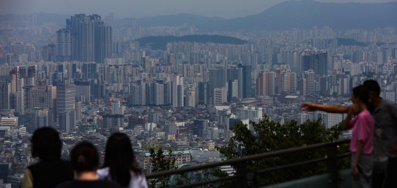 올 상반기 서울 아파트 월평균 거래량 3배 뛰었다