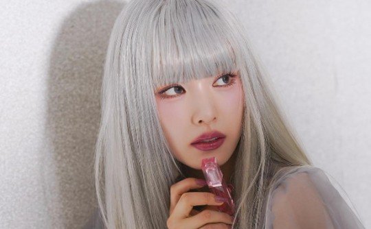 "사람이야 인형이야?"…신세경, 은발 파격 변신