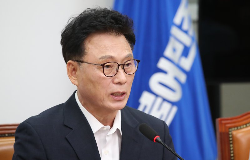 박광온 "정부, 日 존중하며 국민 무시…추경으로 수산업계 지원 검토하라"