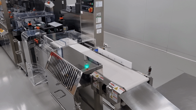 SK바이오사이언스의 4가 독감백신 스카이셀플루가 포장을 마치고 생산라인에서 배출되고 있다. 사진=강중모 기자