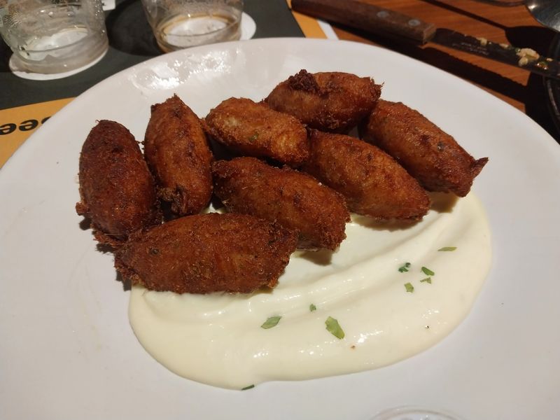 비어마스터 클래스를 진행한 이태원동의 식당 '남산와이너리'의 안주 메뉴.