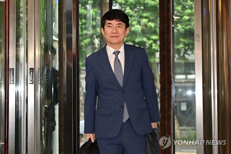 尹대통령, 이균용 대법원장 후보자 임명동의안 국회 제출