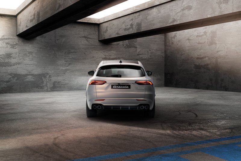 마세라티 그레칼레 후면.(FMK 제공)ⓒ 뉴스1