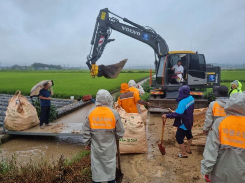 호우 피해 입은 의성군 구천면 [경북소방본부 제공, 재판매 및 DB 금지]