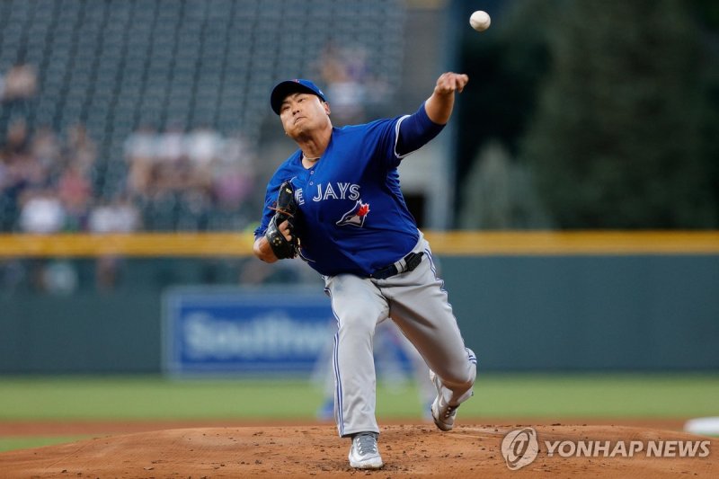 쿠어스필드에서 심판과도 싸워 이긴 류현진, 그의 투구에 MLB가 충격받은 이유