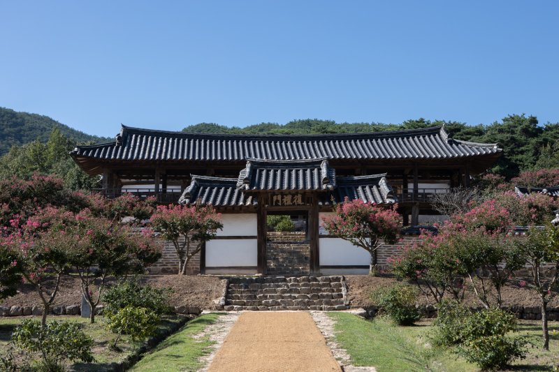 [서울=뉴시스] 병산서원 복례문 (사진=한국문화재재단 제공) 2023.09.03. photo@newsis.com *재판매 및 DB 금지