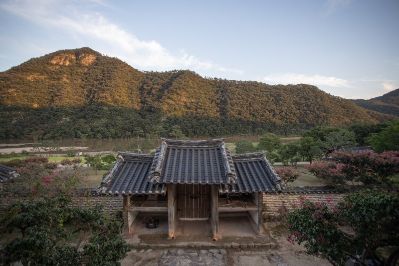 [서울=뉴시스] 병산서원 만대루 (사진=한국문화재재단 제공) 2023.09.03. photo@newsis.com *재판매 및 DB 금지