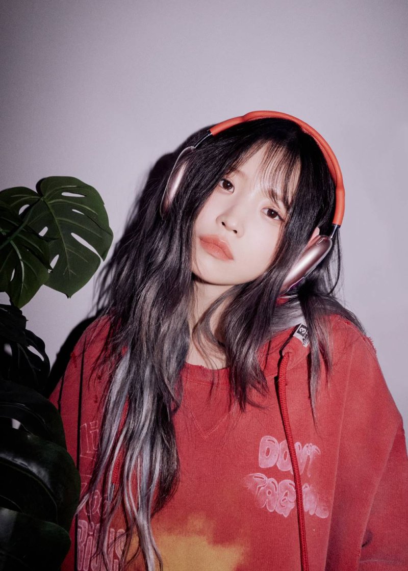 프로미스나인 송하영, '딘딘의 뮤직 하이' 고정 게스트 발탁