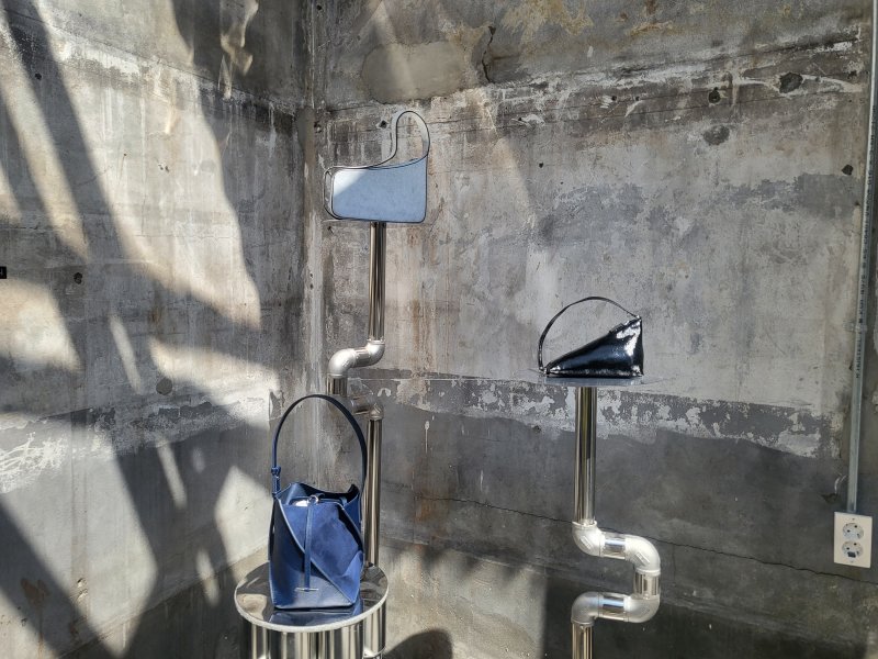 [서울=뉴시스] 박미선 기자=6일 서울 성동구에서 열린 코오롱FnC의 쿠론 FW 프레젠테이션에서 '뉴 트렌디' 라인의 모습. *재판매 및 DB 금지