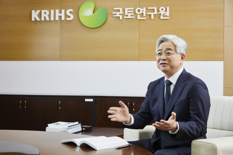 [fn이사람] "소멸지역도 다주택자 규제 필요할까요"