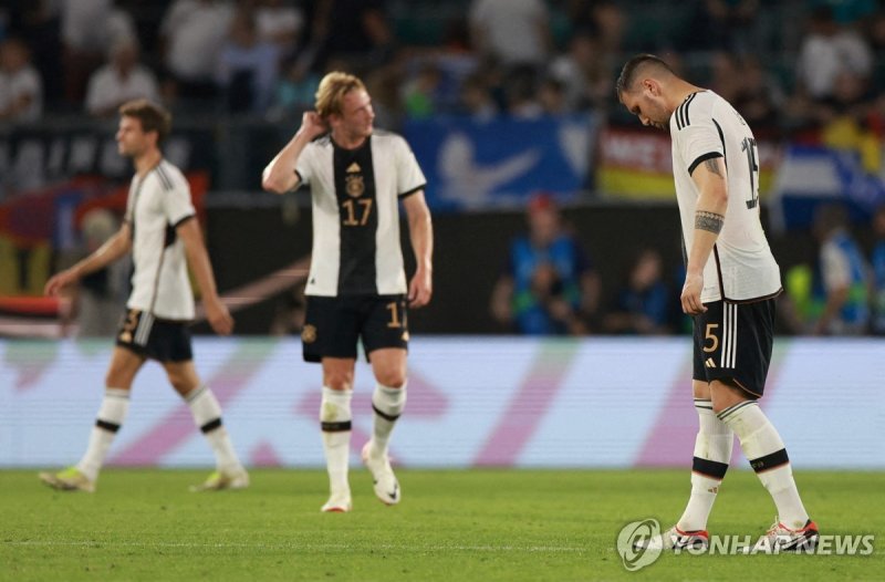 일본에게 패한 독일과 터키는 곧바로 대표팀 감독을 해임하기도 했다. 그만큼 엄청난 충격이었다 (사진 = 연합뉴스)