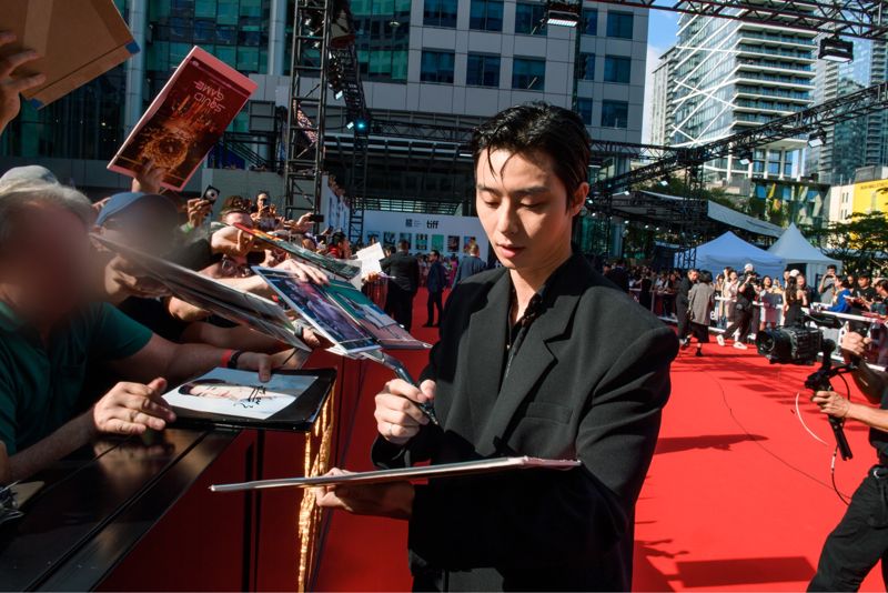 토론토 사로잡은 이병헌·박서준·박보영·박지후..."'기생충''오징어 게임' 잇는 계급 이야기" 호평[현장 사진]