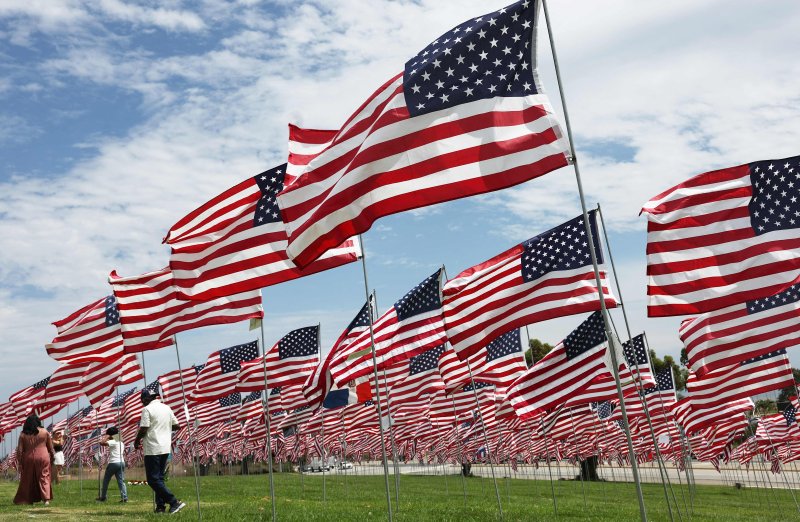 미국 국기가 휘날리고 있다. AFP연합뉴스