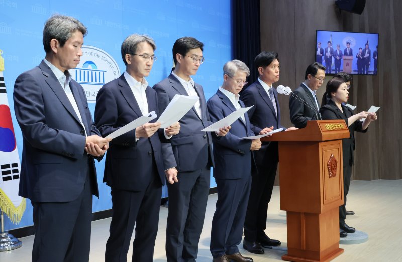 과방위, 이번엔 野 불참으로 20분만에 또 파행