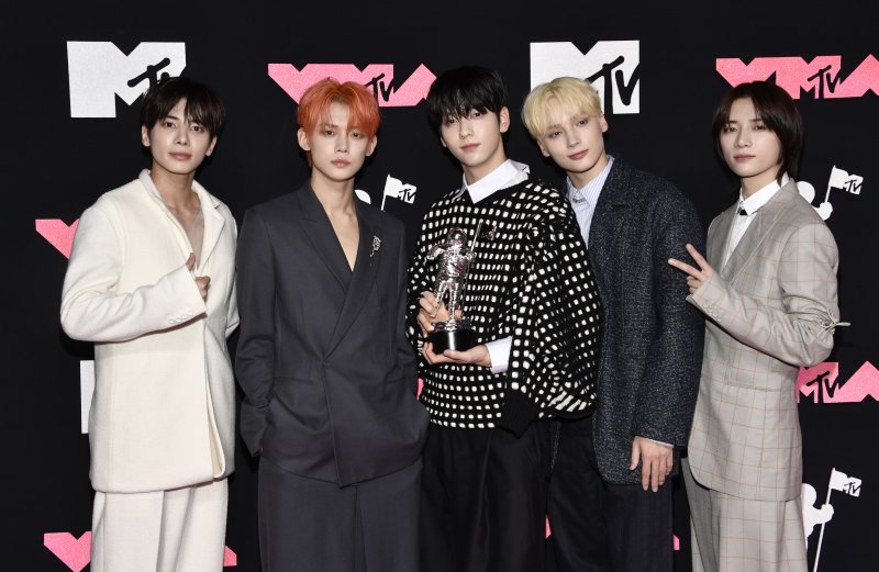 투모로우바이투게더, MTV VMAs '올해의 푸시 퍼포먼스' 수상
