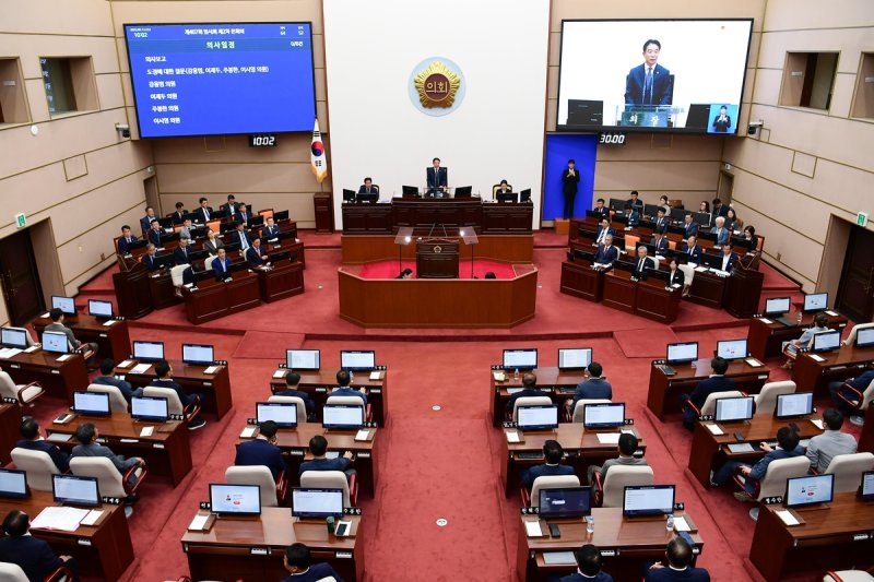 경남도의회 임시회 본회의 [경남도의회 제공. 재판매 및 DB 금지]