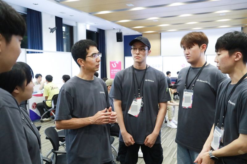 "실전형 AI 전문가 육성" LG, 에이머스 해커톤 성황