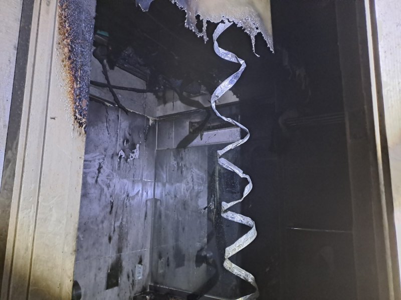20일 오전 6시34분께 전북 부안군 변산면의 한 리조트 4층 객실 화장실에서 불이 났다.(전북소방본부 제공)2023.9.20/뉴스1