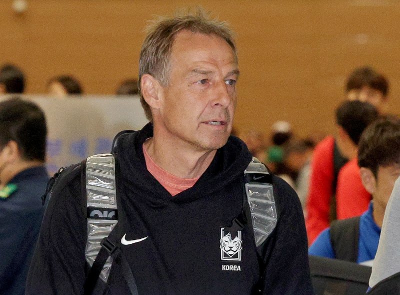 위르겐 클린스만 대한민국 축구 국가대표팀 감독이 미국으로 출국했다. 국내에서는 고작 닷새만을 머물렀다. (사진 = 뉴스1)