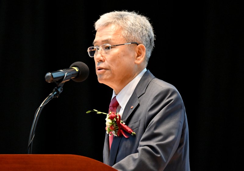 김동철 한전 사장 "사채 발행 한계 도달..요금 정상화 시급"