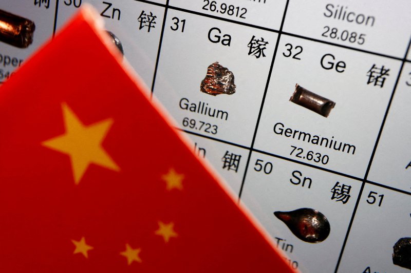 중국 정부가 다음 달 1일부터 갈륨과 게르마늄에 대한 수출 제한 조처를 시행한다. 뉴스1