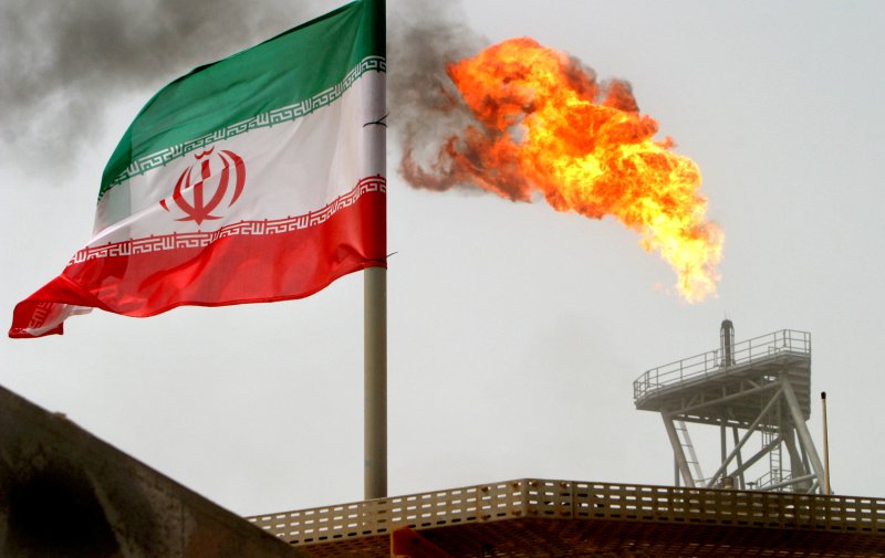 이란 소로우쉬 유전의 석유시추플랫폼.로이터뉴스1