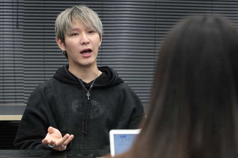 [서울=뉴시스] 권창회 기자 = 크리에이터 장지수가 지난 6일 오후 서울 종로구 SBXG 클럽하우스에서 뉴시스와 인터뷰를 하고 있다. 2023.09.10. kch0523@newsis.com