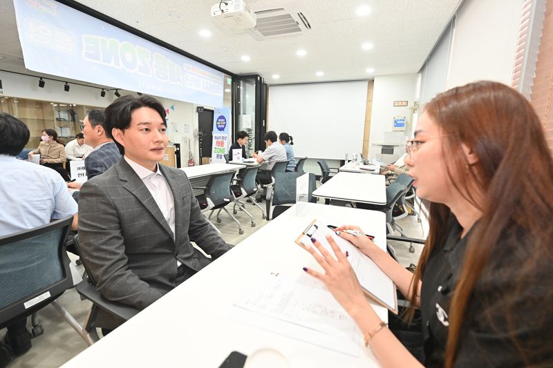 하남시 ‘청년 채용 ZONE’ 일자리 매칭 성공..."취업 꿈 이뤘어요"