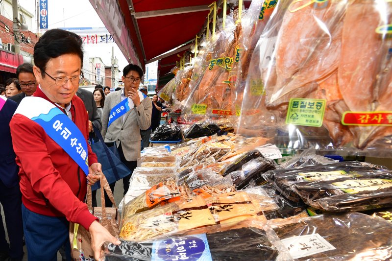 이철우 지사, 포항·예천 시장 찾아 민생 氣살리기 행보