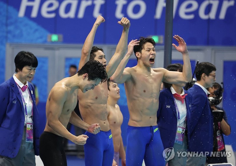 한국과 중국은 경기 중반 3초 이상의 큰 차이가 벌어졌다. 기량 차이가 얼마나 컸는지를 알 수 있는 대목이다. (사진 = 뉴스1)