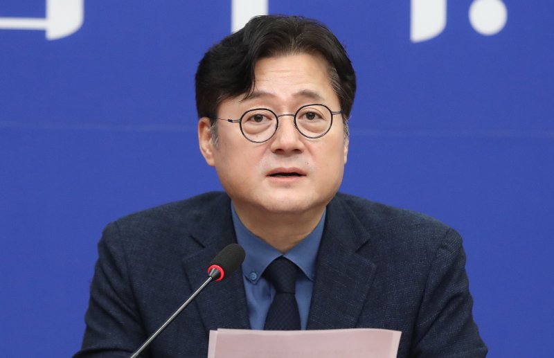 홍익표, 이재명 영장 기각에 "尹, 공식 사과…한동훈 파면”