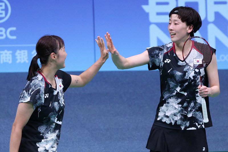 한국 여 배드민턴 단체, 29년만에 금메달 … 최강中에 무실세트 퍼펙트게임 선사 충격! [항저우AG]