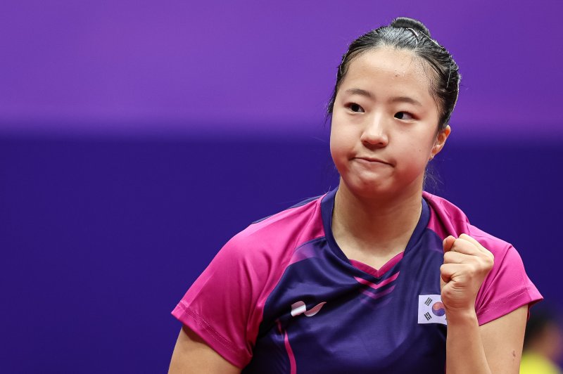 '성장한' 신유빈, 최강 쑨잉사와 대등하게 싸워 … 패했지만 파리 올림픽 희망봤다 [항저우AG]