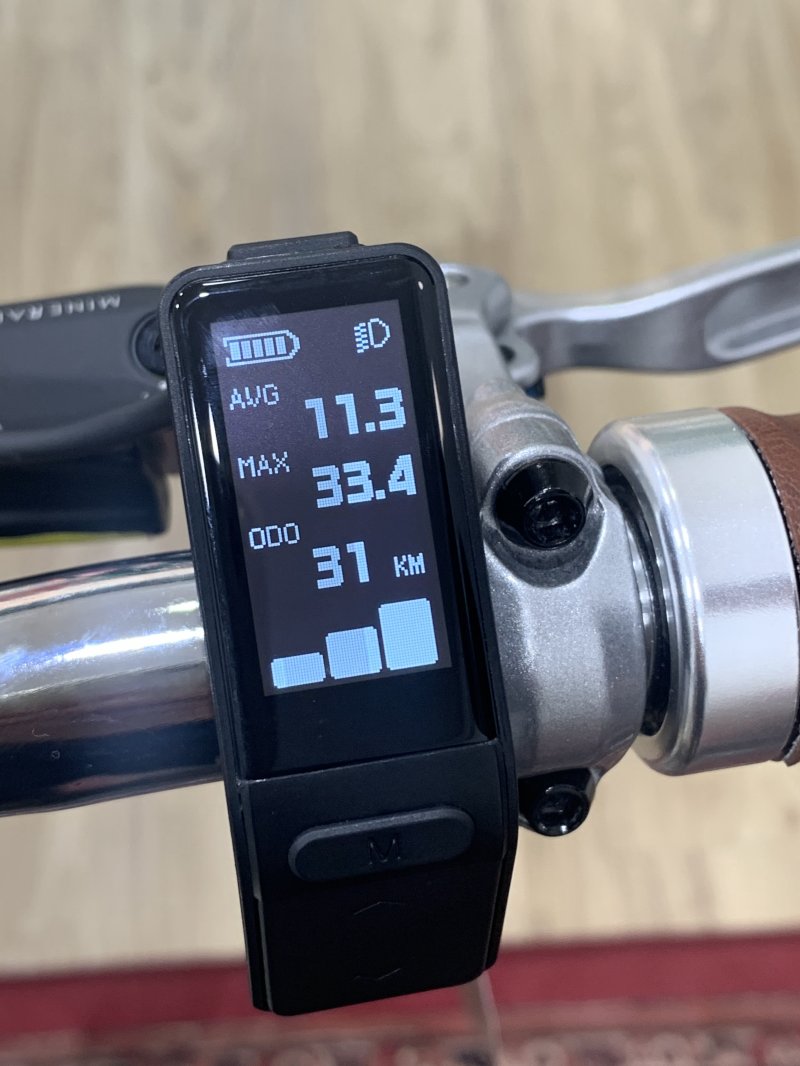 볼테르 자전거 손잡이에 위치한 디스플레이. 하단의 블럭이 많을수록 전력 출력량이 높아 주행에 힘이 덜 든다. 2023.09.27/뉴스1 ⓒ News1 장성희 기자