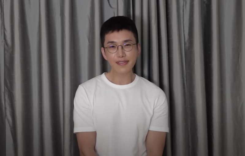 유튜버 보겸, 성형수술 후 2년 만에 얼굴 공개